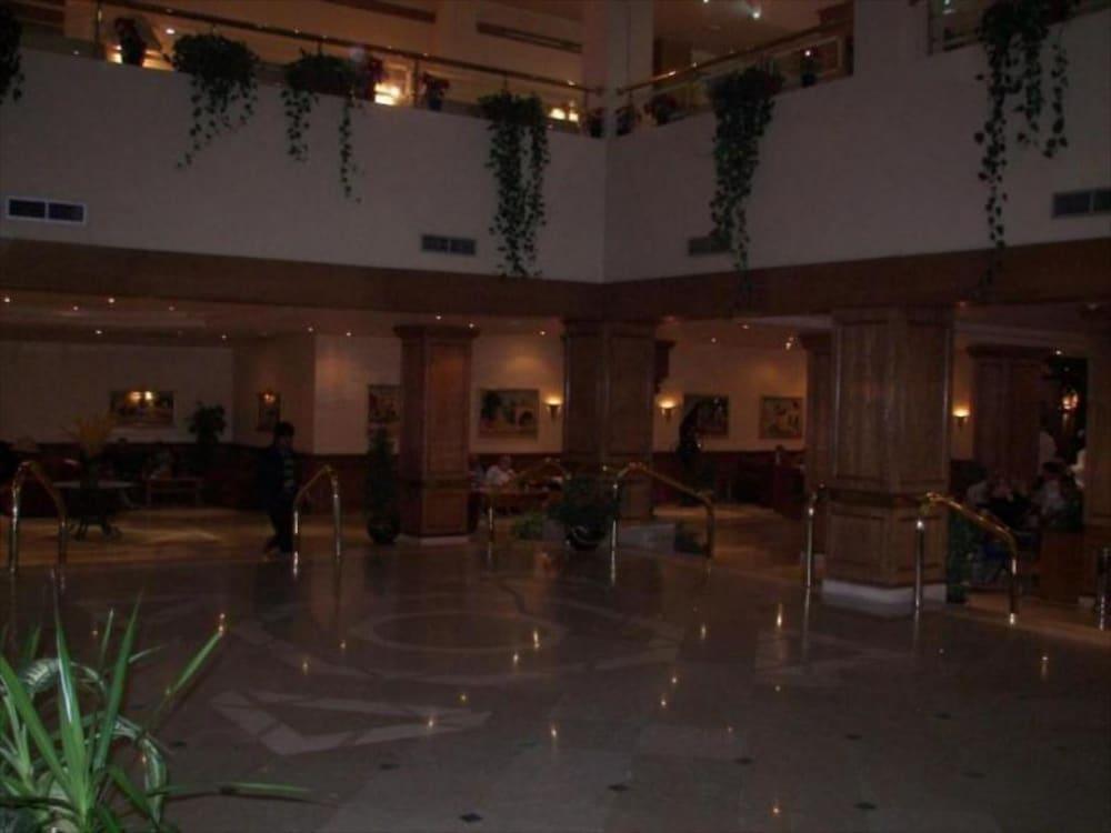 Le Pacha Ośrodek wypoczynkowy 4*